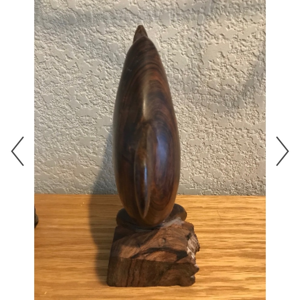 Solid wood dolphin 🐬 - Picture 4 of 5